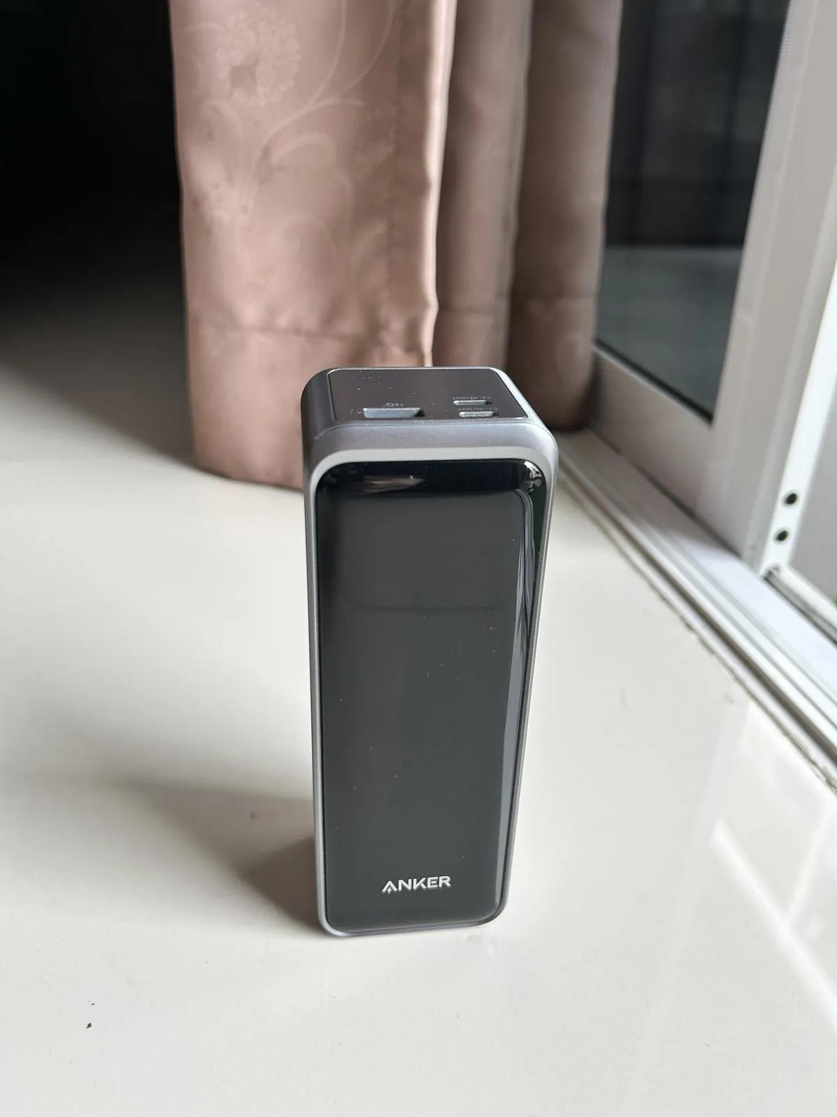 Повербанк Anker Prime 27650 мАч на 250 Вт