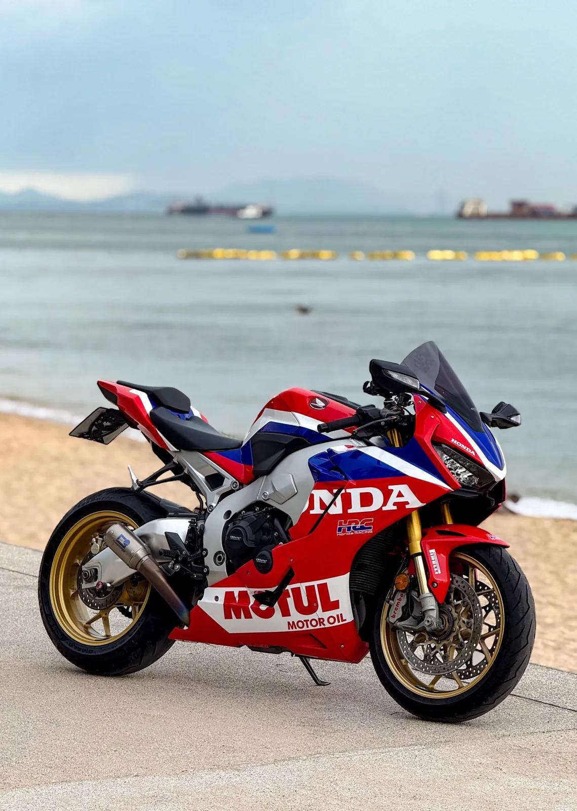 Мотоцикл Honda CBR1000RR SP Fireblade 2018 года