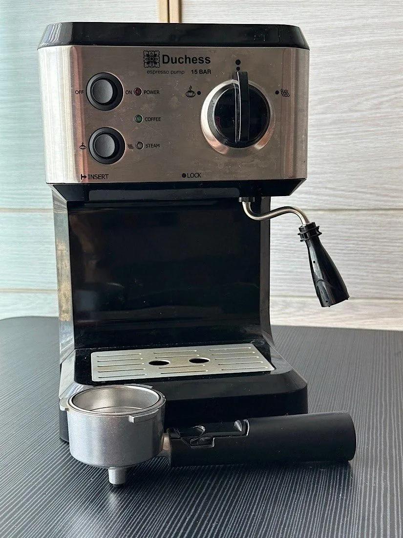 Рожковая кофеварка Duchess CM3000B