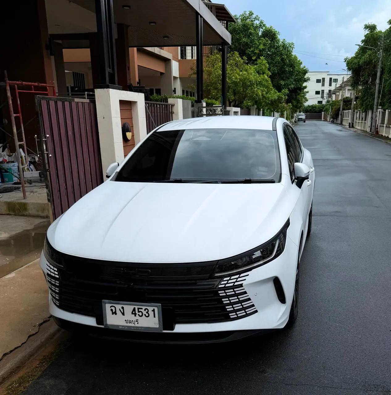 BYD Seal 5 Hybrid 2025 года