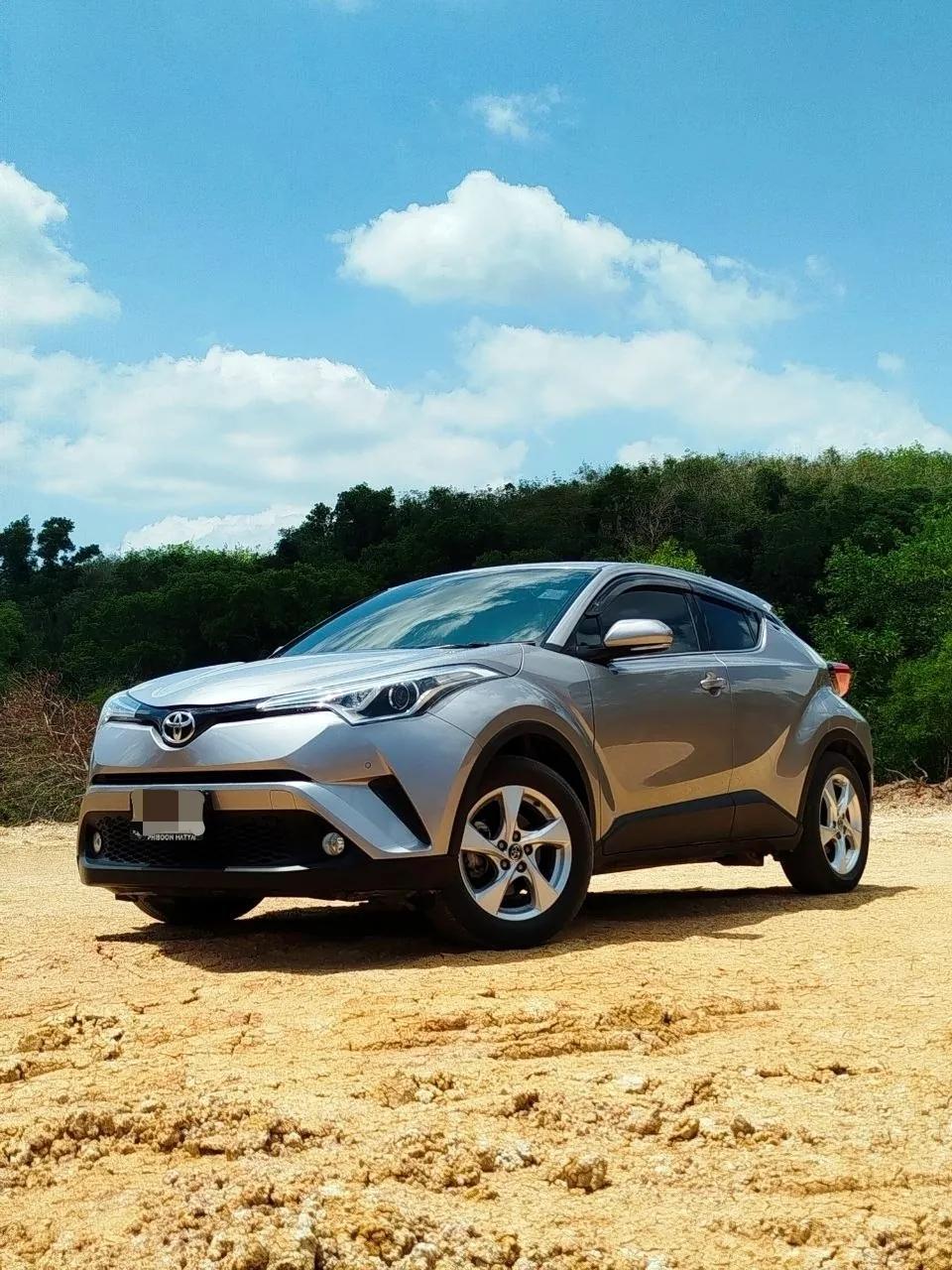 Аренда автомобиля Toyota C-HR на сезон