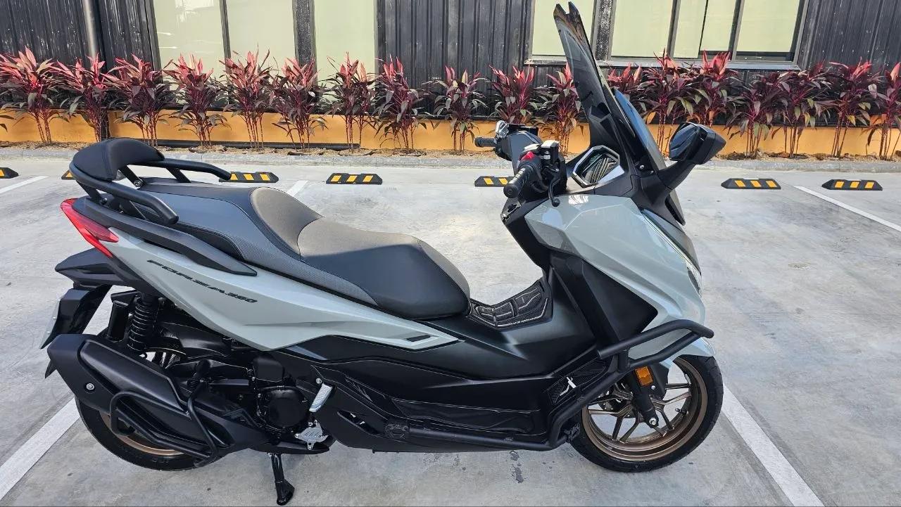 Honda Forza 350 2026 года в Джомтьене
