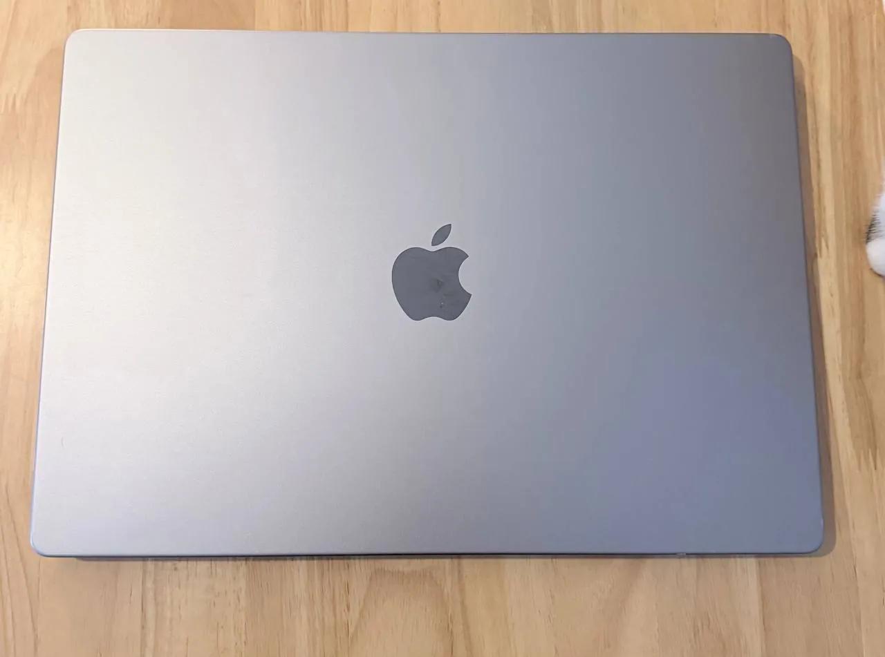 MacBook Pro 16 M1 Pro 512GB