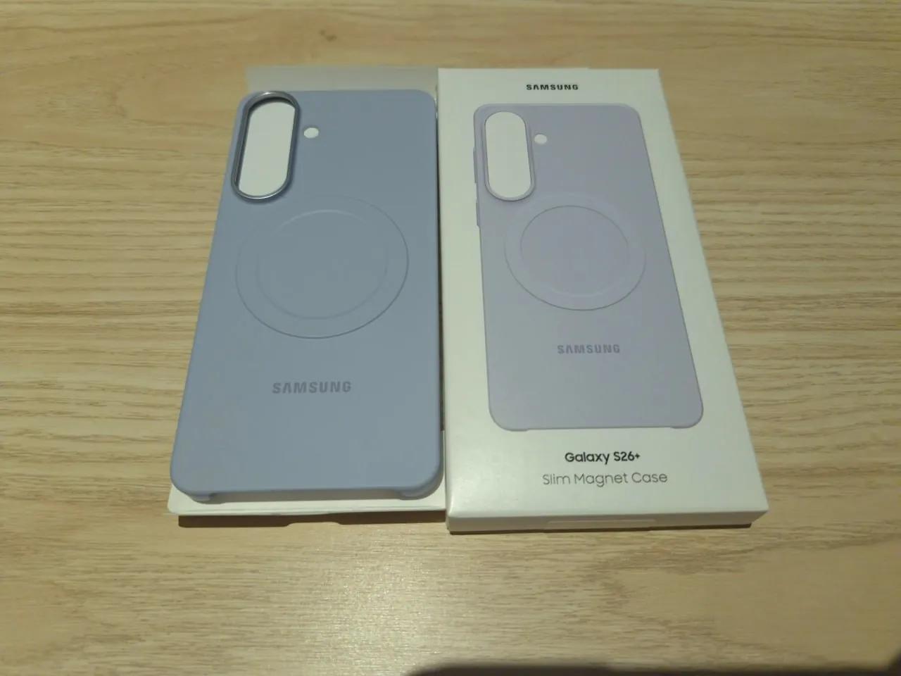Чехол Slim Magnet для Samsung Galaxy S26+