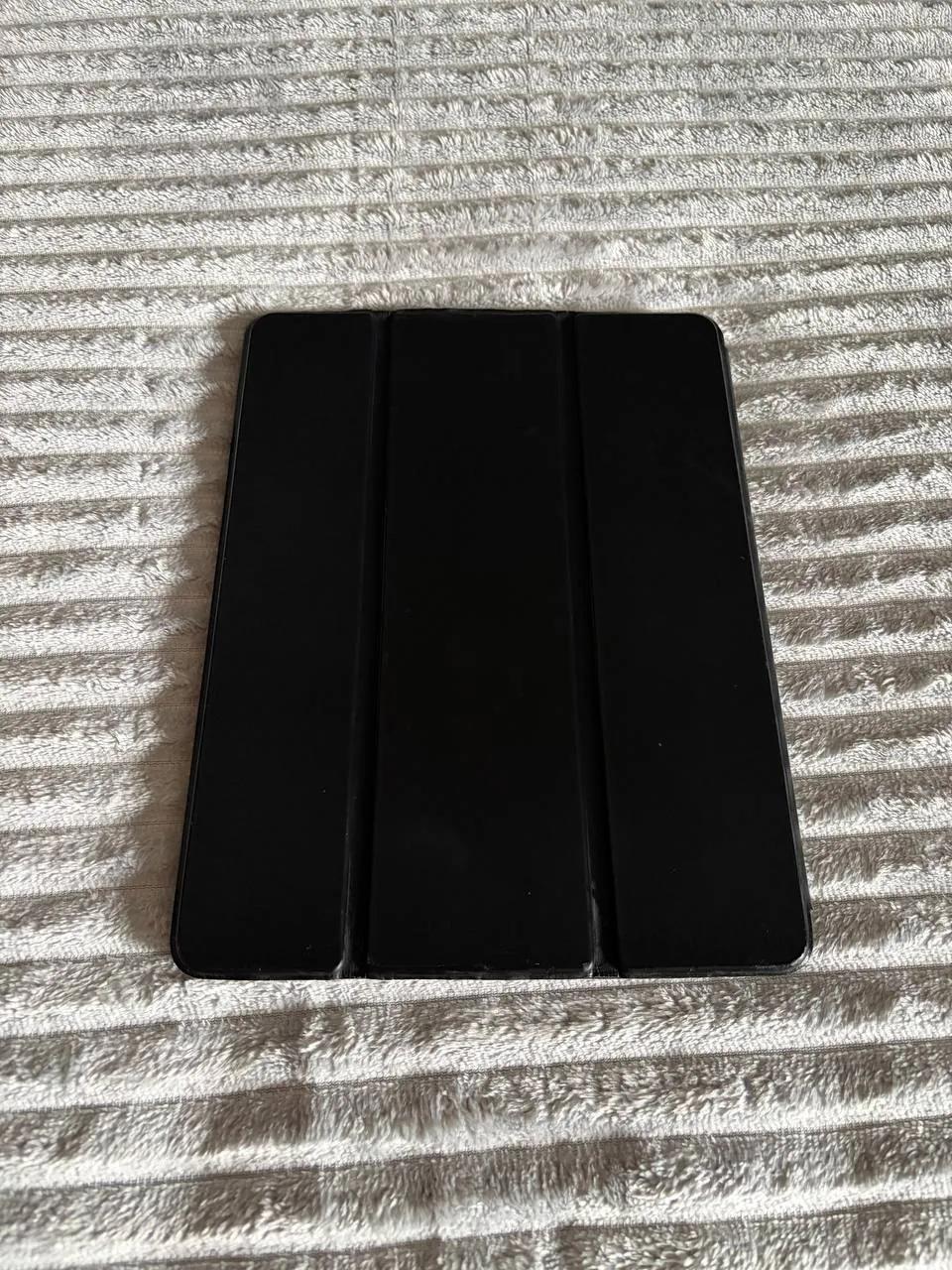 IPad 9 64 ГБ с Apple Pencil и чехлом