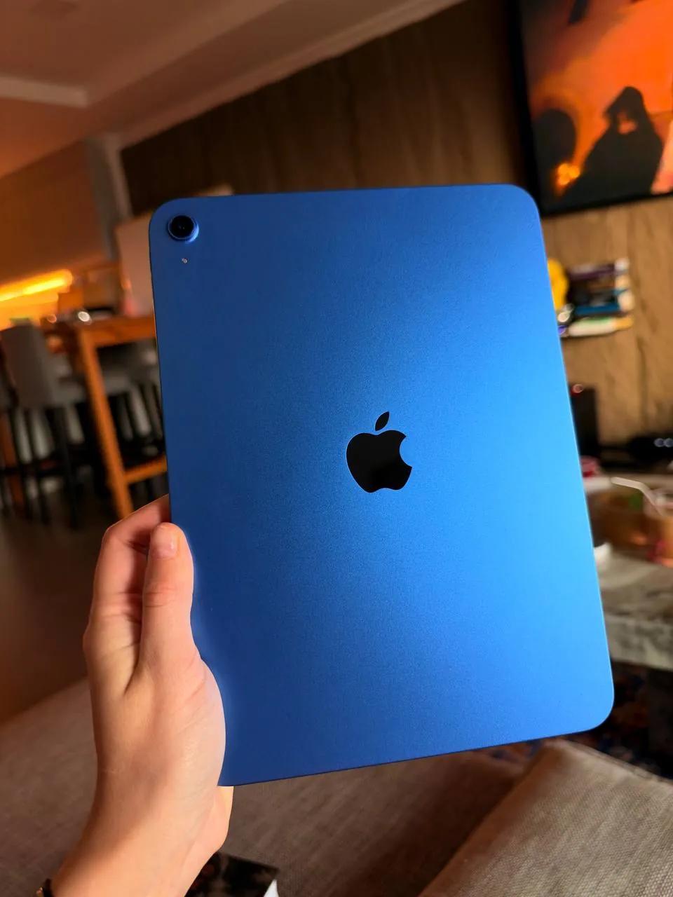IPad 11 поколения 128 ГБ с аксессуарами