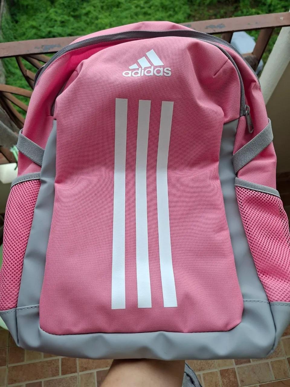 Рюкзак Adidas на 18.5 литра с отделением для ноутбука