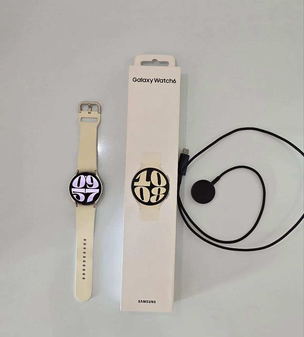 Смарт-часы Samsung Galaxy Watch6 40mm