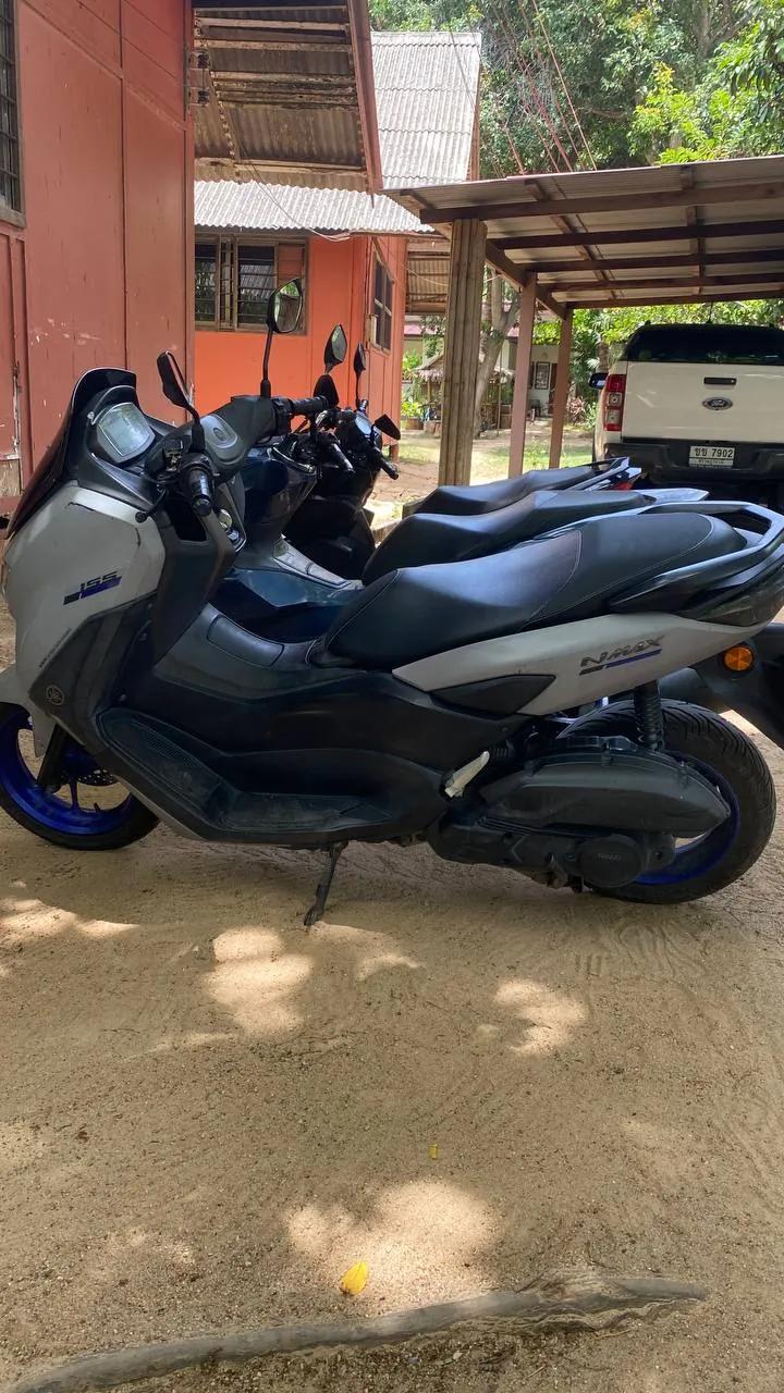 Скутер Yamaha NMAX 2022 года выпуска