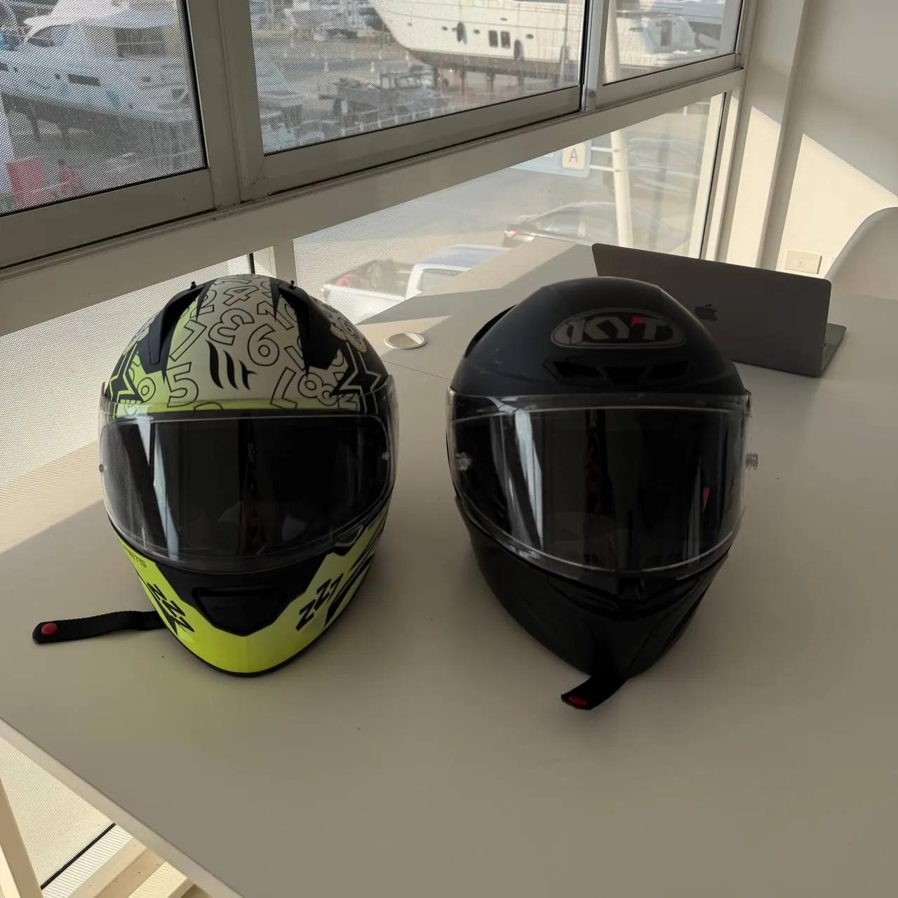 Шлемы для мотоцикла MT Helmets и KYT, размер M