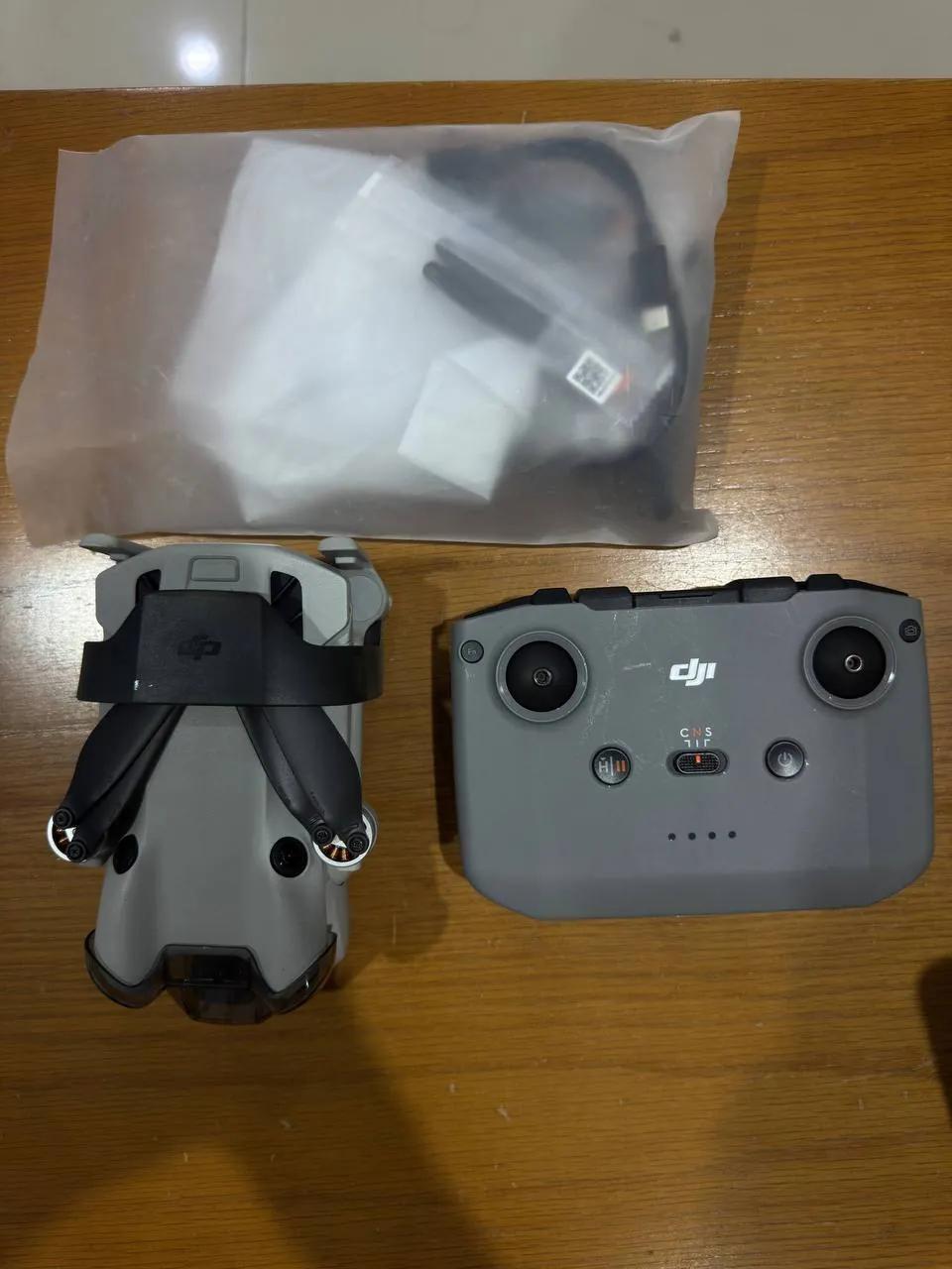 Дрон DJI Mini 4 Pro с полным комплектом в Паттайе