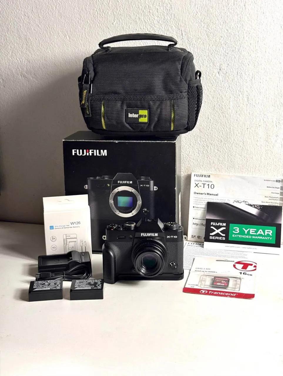 Фотоаппарат Fujifilm X-T10 с объективом 35мм f1.6