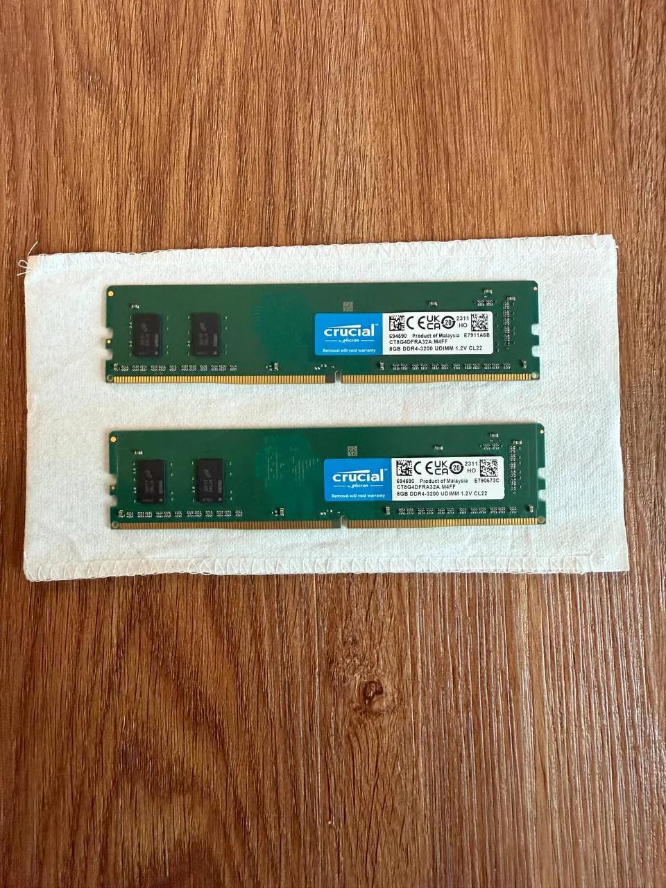 Оперативная память DDR4 16GB Crucial
