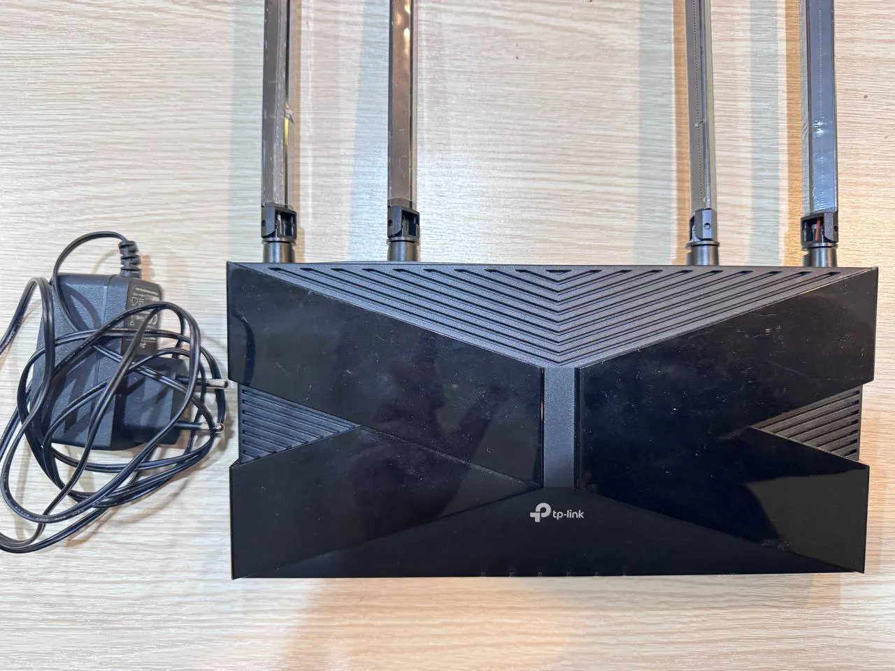 Wi-Fi роутер TP-Link Archer AX10 1