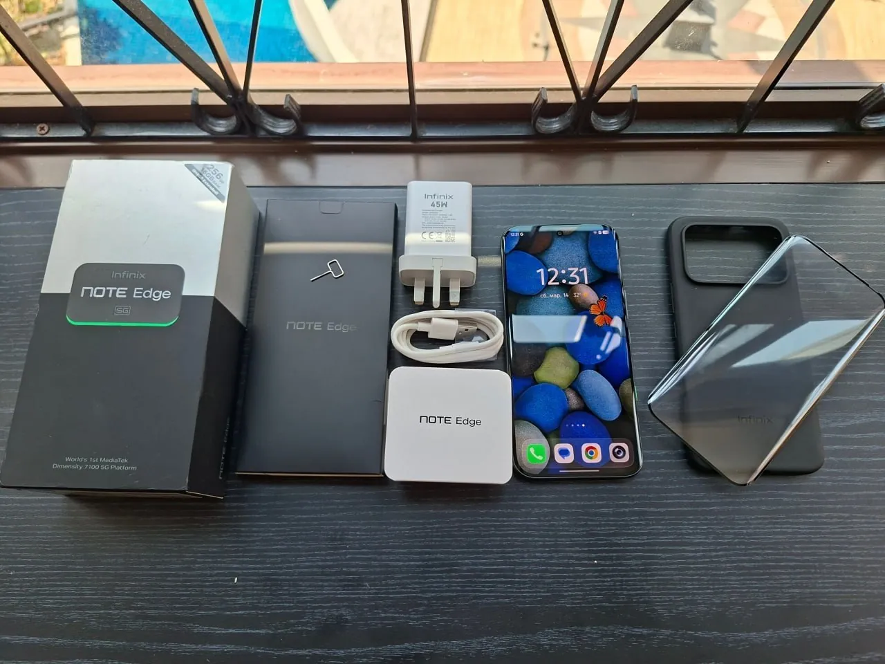Смартфон Infinix Note Edge X6887 2