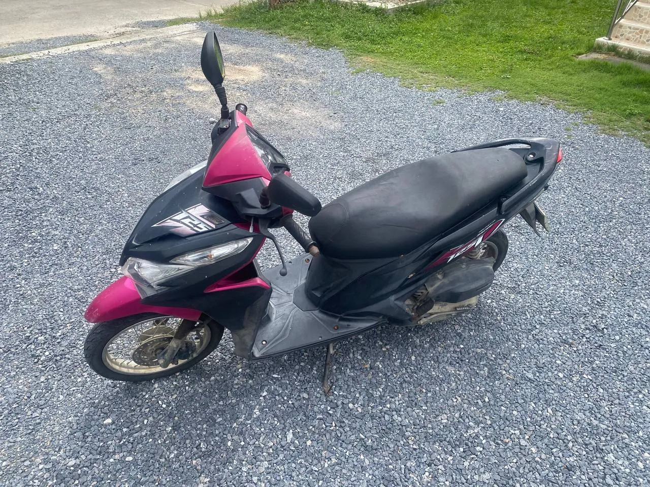 Скутер Honda Click 2013 года в аренду 1