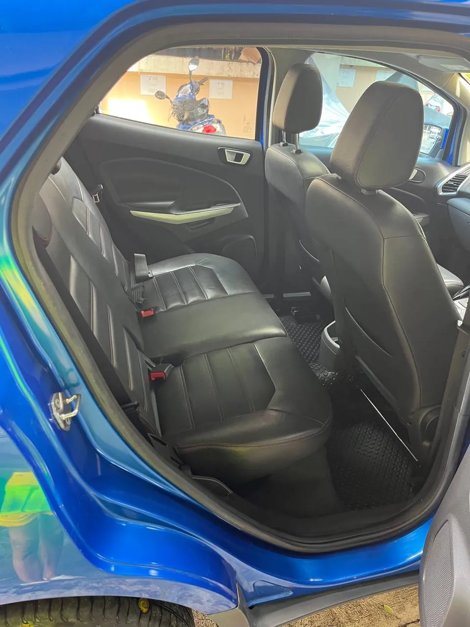 Ford EcoSport Titanium с роботизированной КПП 10