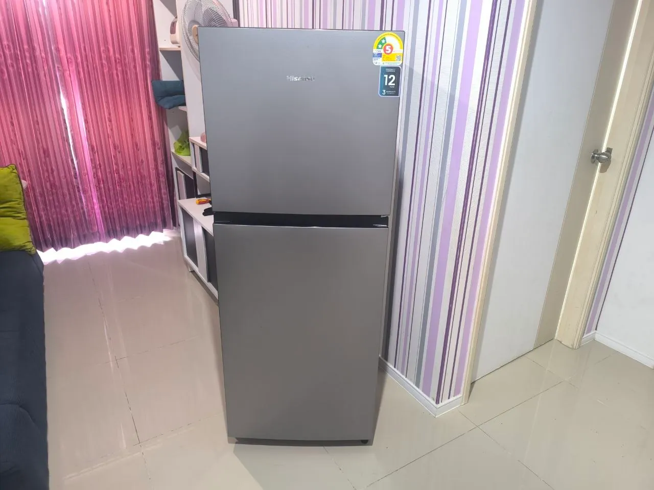 Холодильник Hisense RT26N4TGN 1