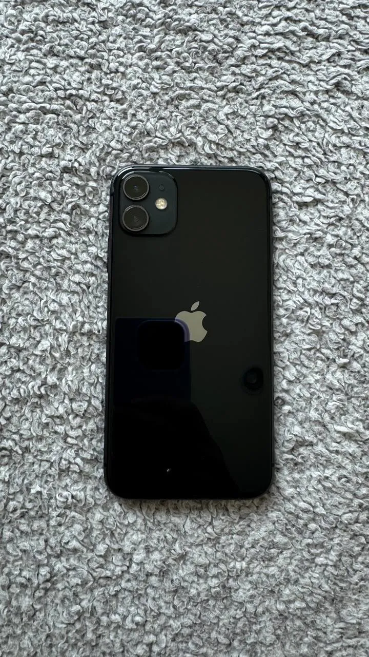 IPhone 11 64 ГБ в хорошем состоянии 1