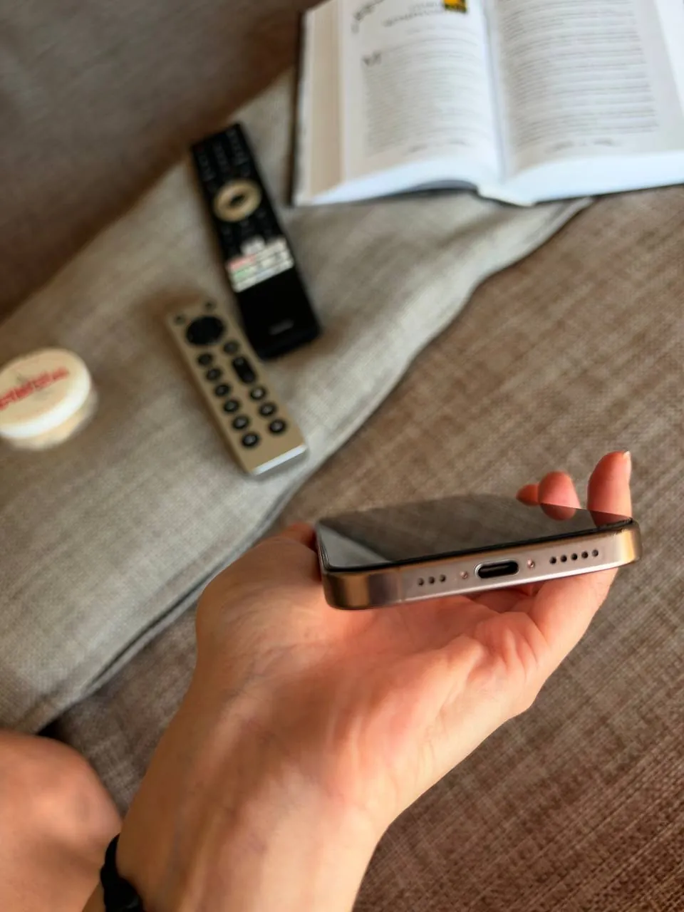 IPhone 16 Pro 128 ГБ 5