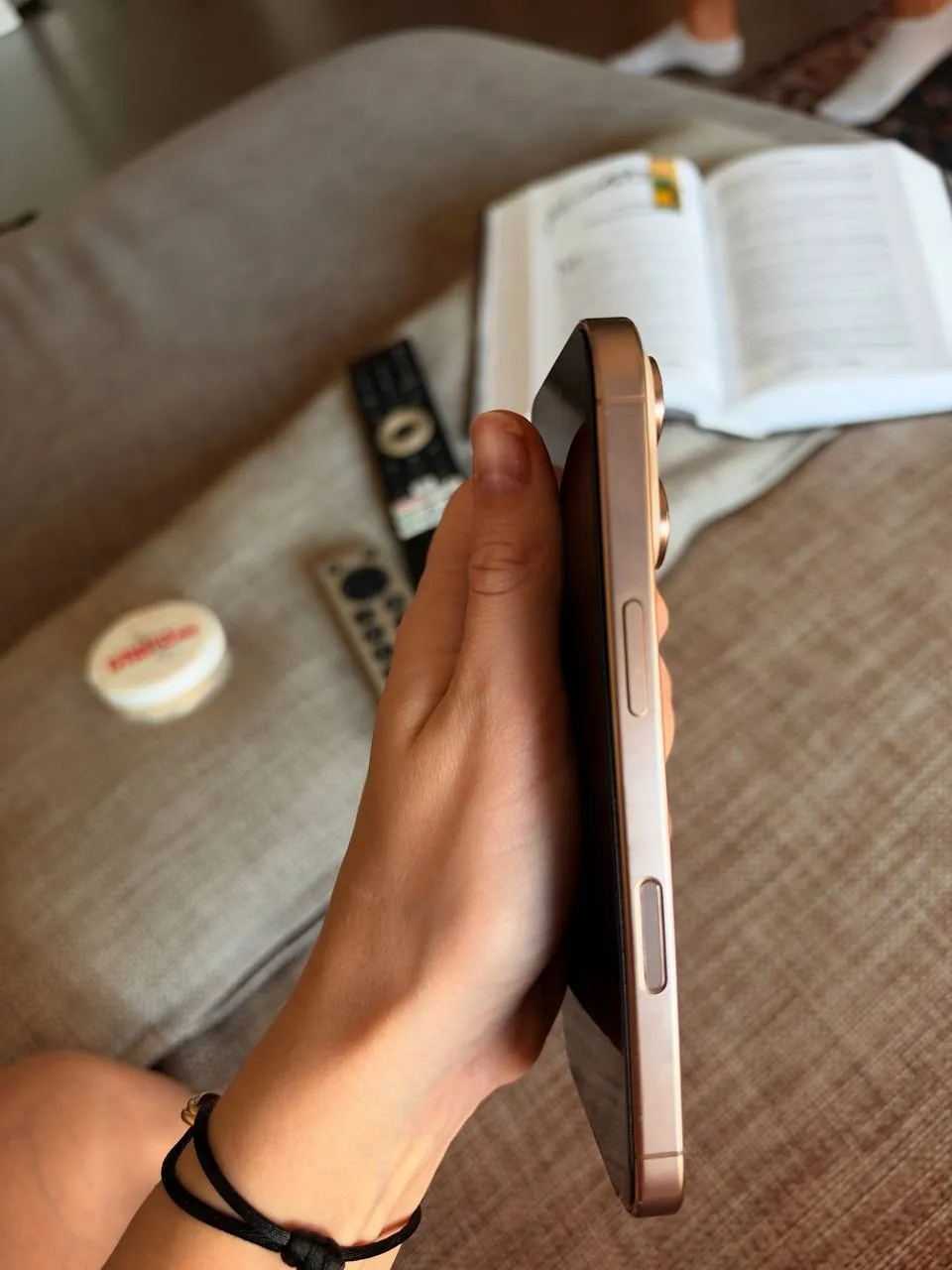 IPhone 16 Pro 128 ГБ 2