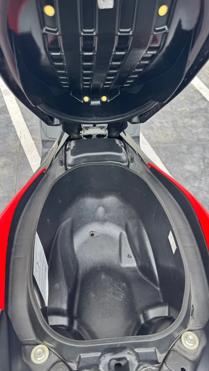 Скутер Yamaha NMAX 155 Connected 2022 8