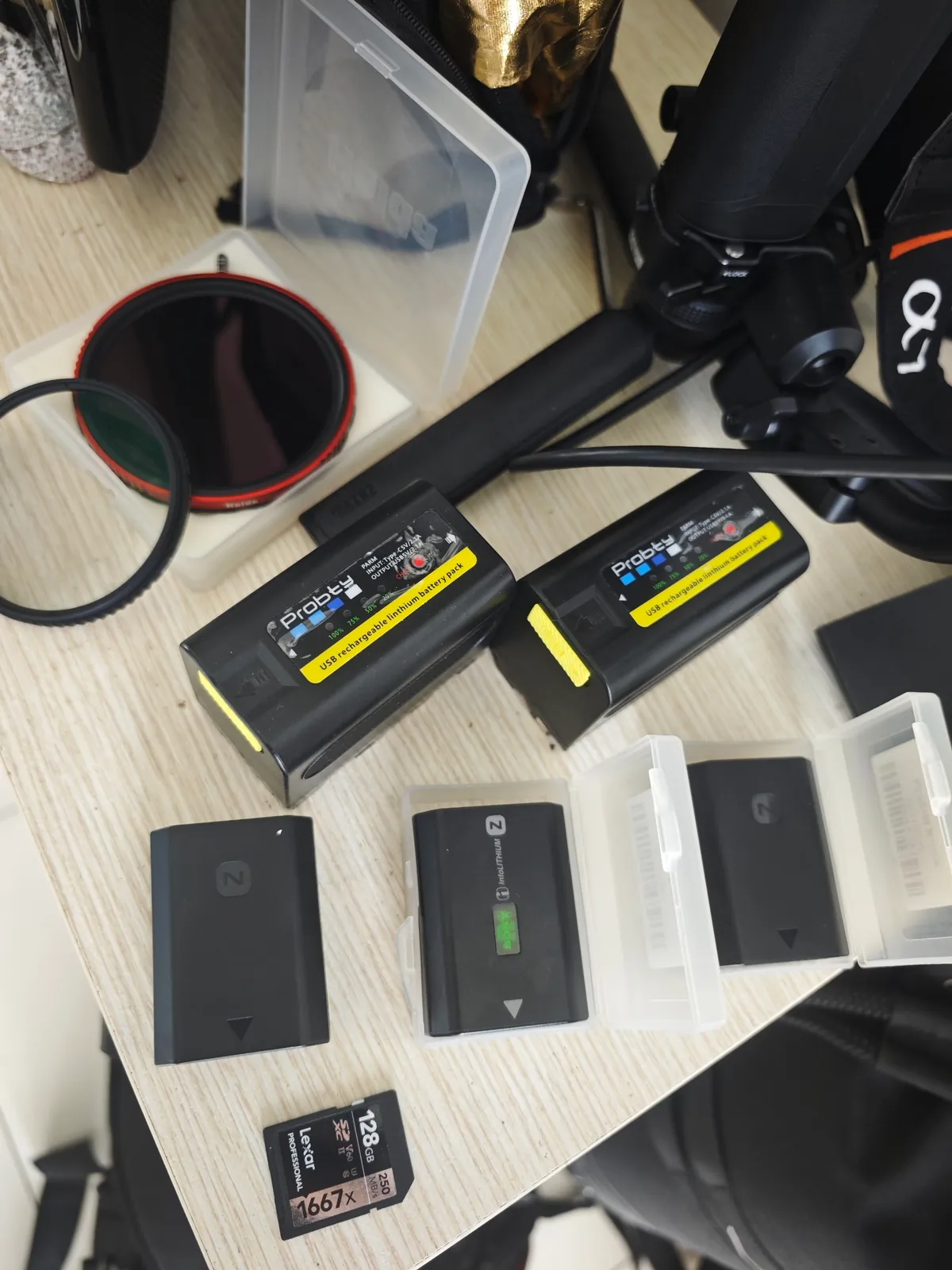 Фотоаппарат Sony A7 III с объективом Tamron и аксессуарами 2