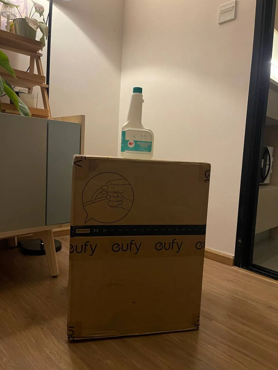 Робот-пылесос Eufy Omni C20 новый 1