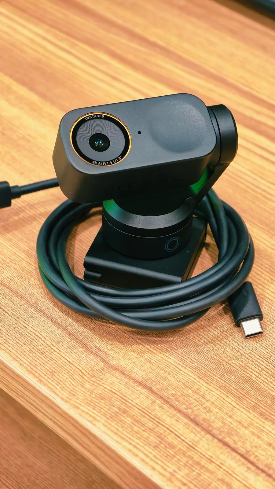 Веб-камера Insta360 Link 2 Pro с автофокусом 1