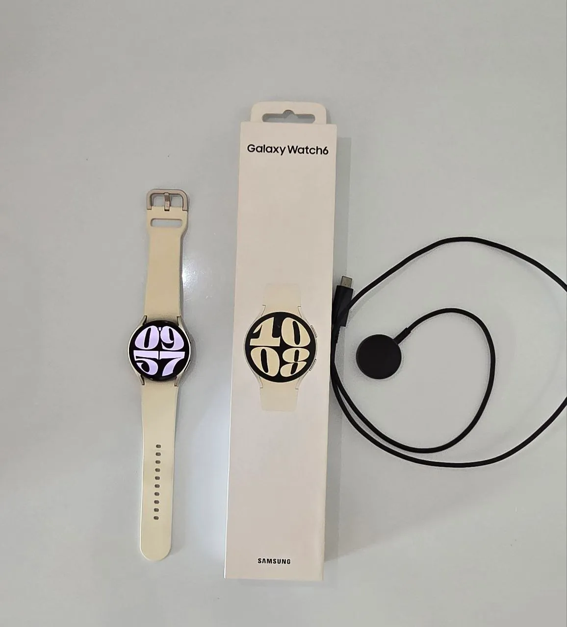 Смарт-часы Samsung Galaxy Watch6 40mm 1