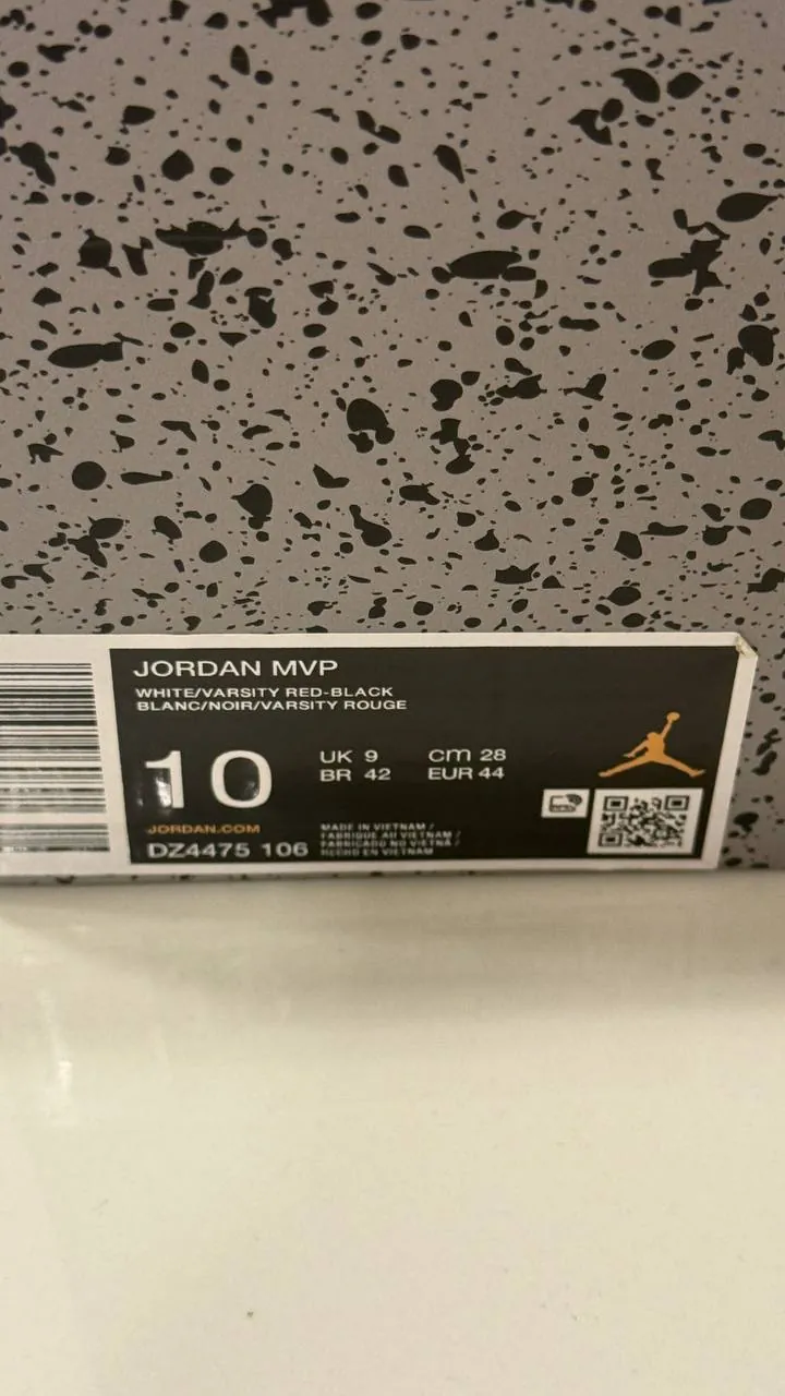 Кроссовки Jordan MVP новые, размер US10/EU44 2