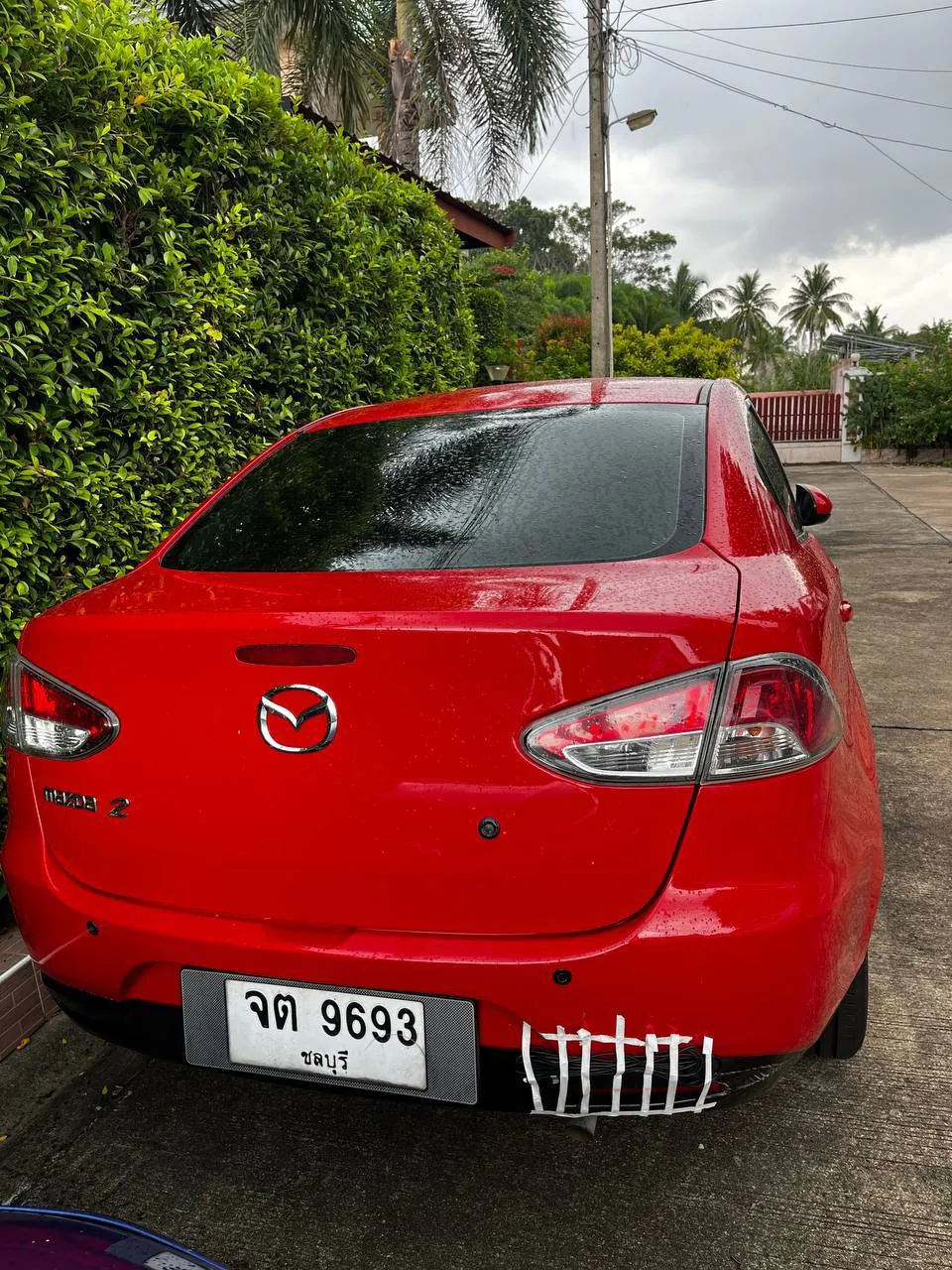 Автомобиль Mazda 2 2013 года в Паттайе 2
