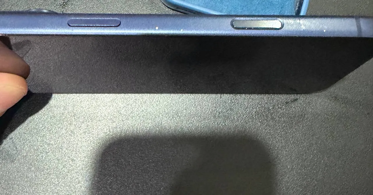 IPhone 17 Pro Max 256 ГБ 4