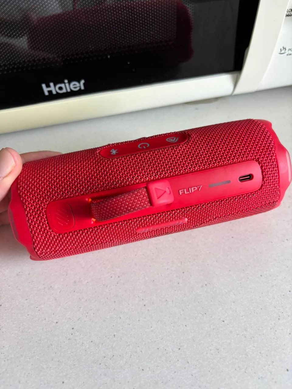 Портативная Bluetooth-колонка JBL Flip 7 4