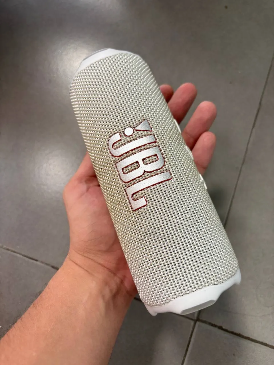 Портативная Bluetooth-колонка JBL Flip 7 1