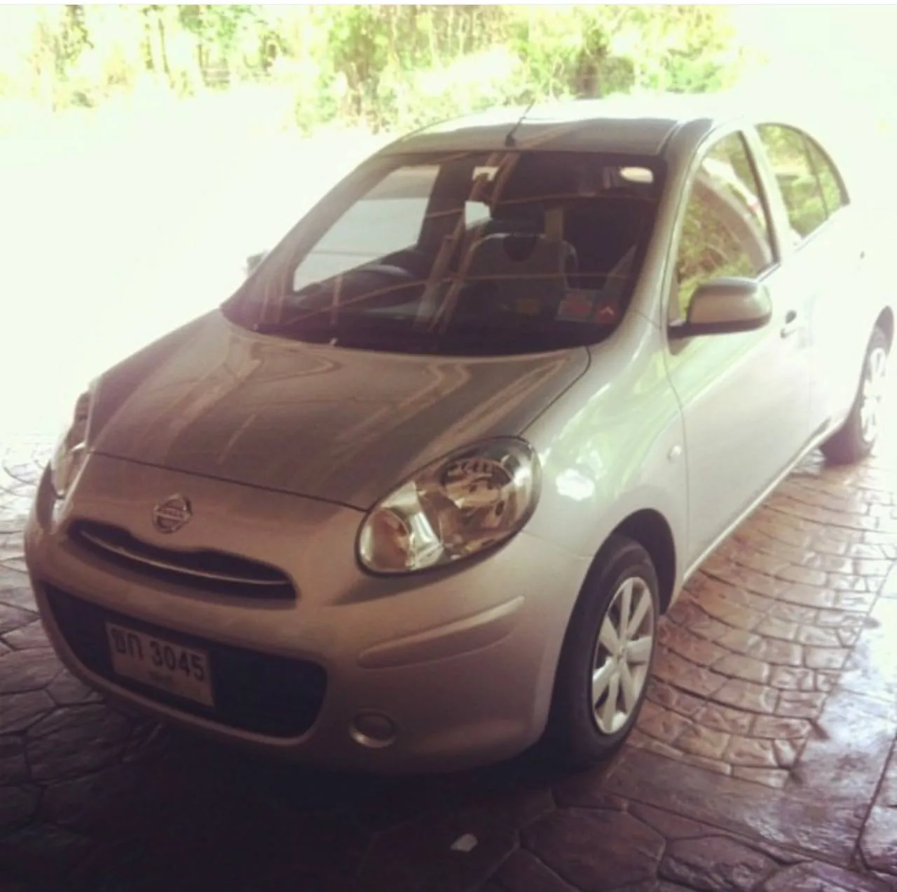 Nissan March 2010 года 1
