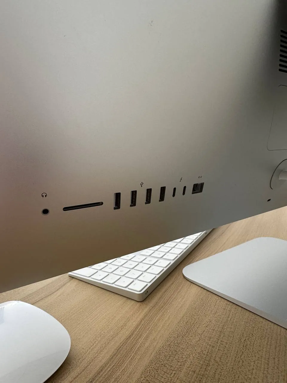 IMac 27 5K 2020 на Core i9 в Бангкоке 6