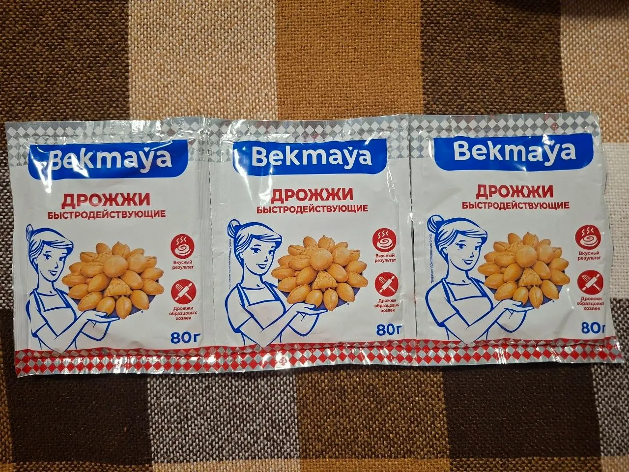 Сухие быстродействующие дрожжи для выпечки, 80 г 1