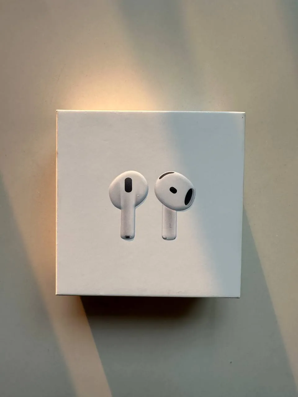 Новые наушники AirPods 5 в заводской упаковке 1