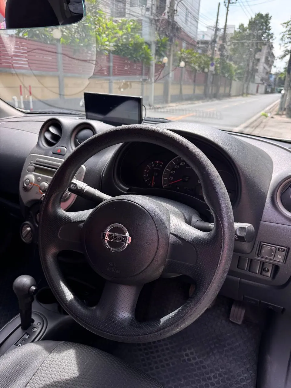 Nissan March 2011 года, автомат 6