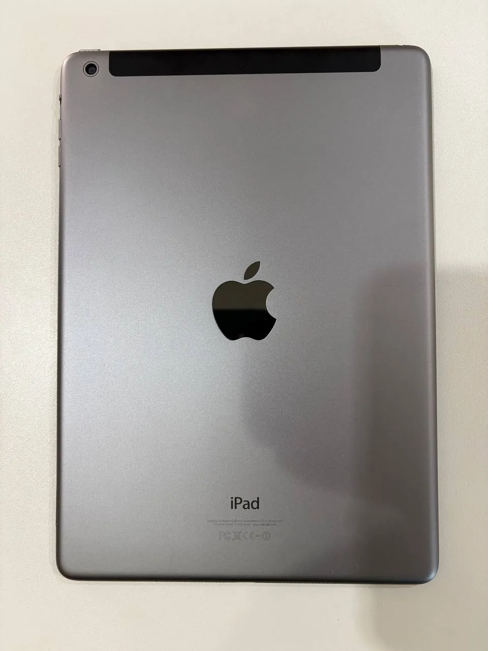 IPad Air 16 ГБ Wi-Fi + Cellular, Space Gray 2