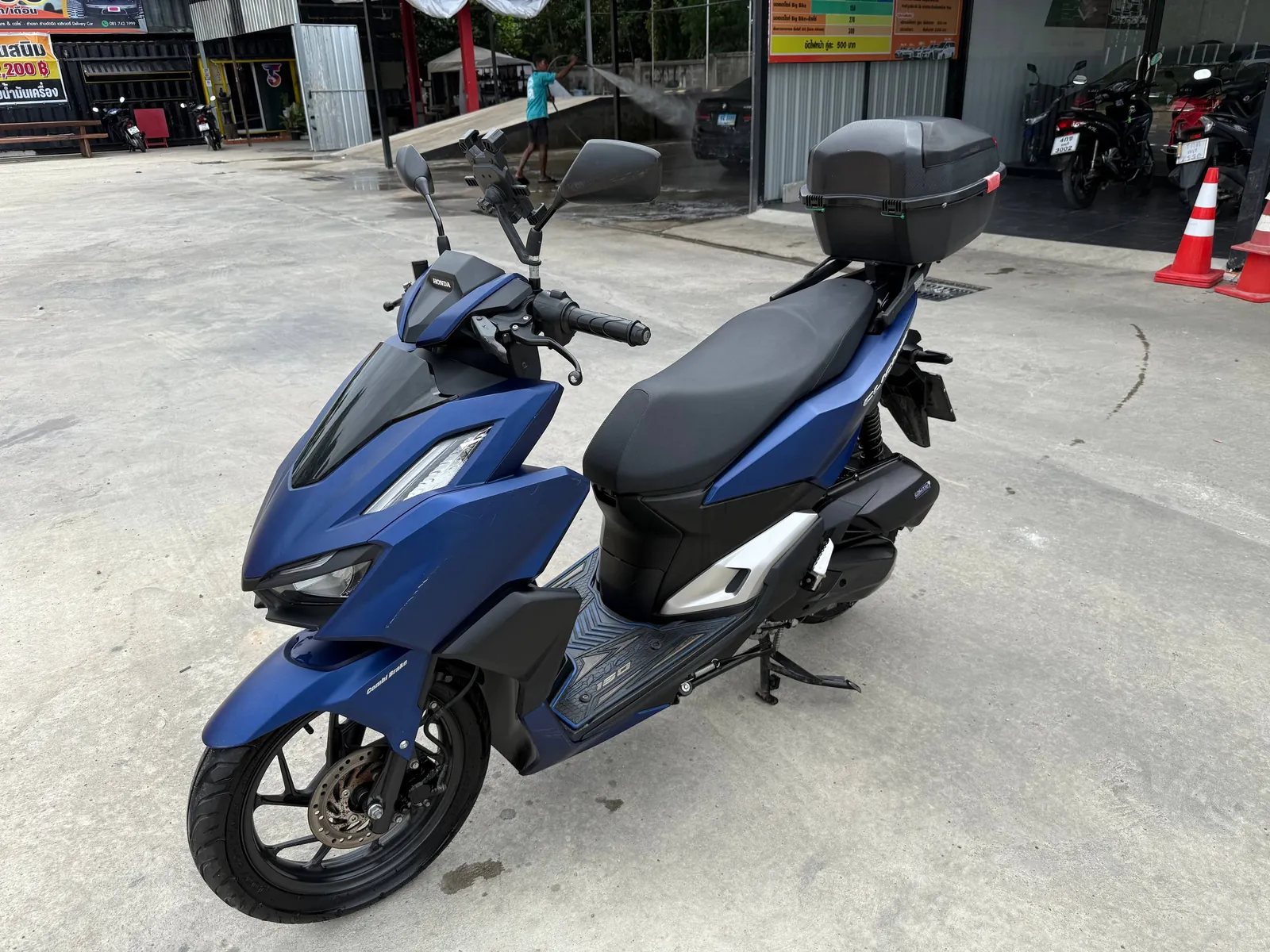 Скутер Honda Click 160 2023 года 1