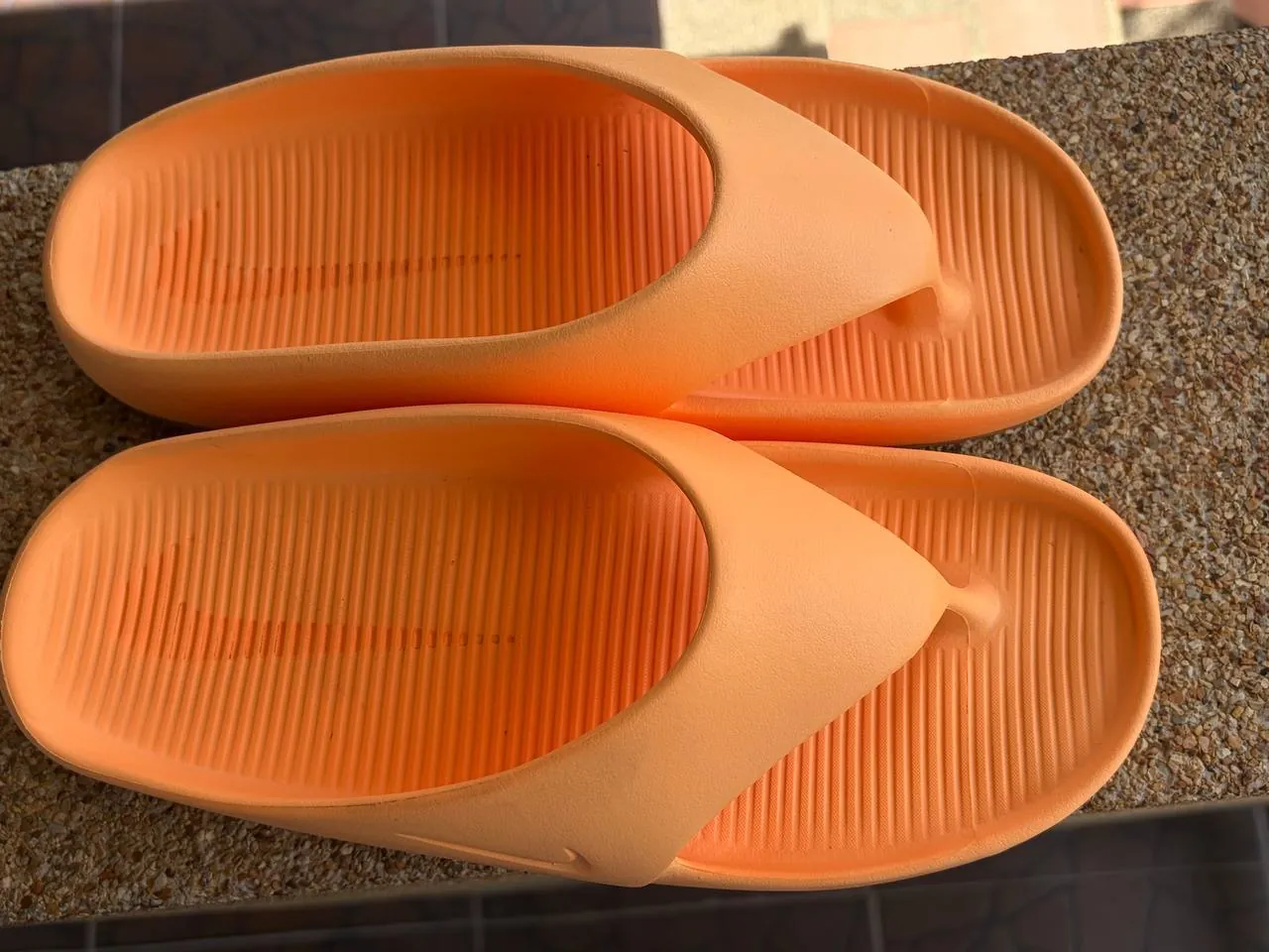 Женские анатомические шлёпанцы Nike Calm 5