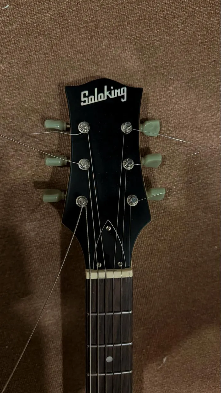 Электрогитара Soloking SLS-I в стиле Les Paul 3