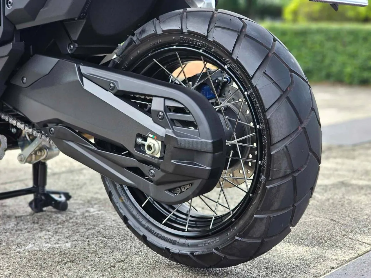 Скутер Honda X-ADV750 в аренду на Пхукете 9