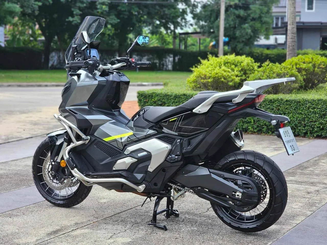 Скутер Honda X-ADV750 в аренду на Пхукете 8