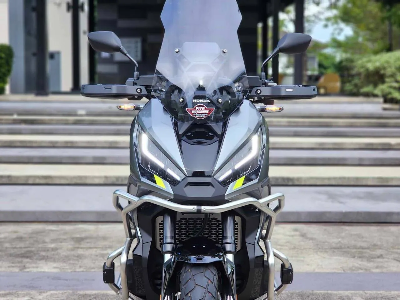 Скутер Honda X-ADV750 в аренду на Пхукете 2