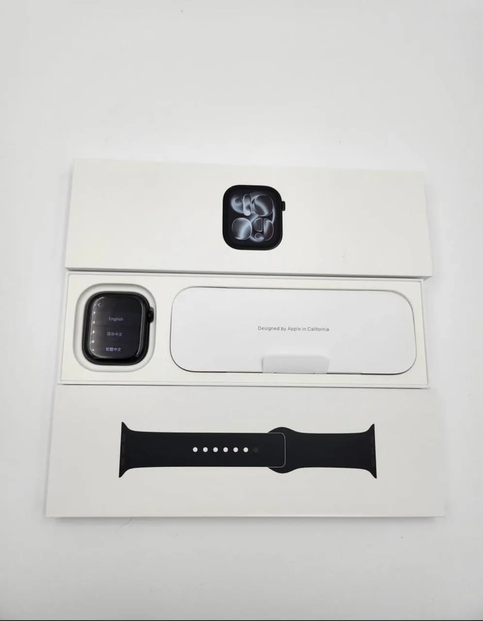 Новые Apple Watch Series 11 в упаковке 1