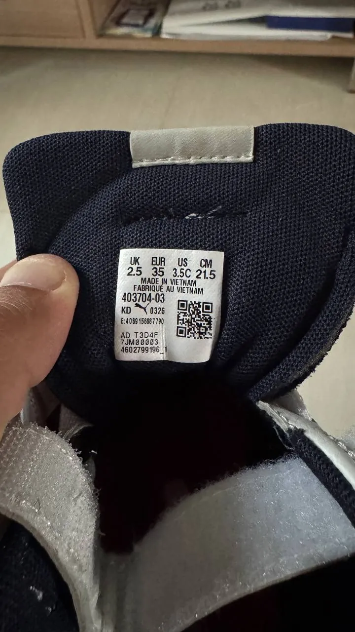 Детские кроссовки Puma, размер 35 3